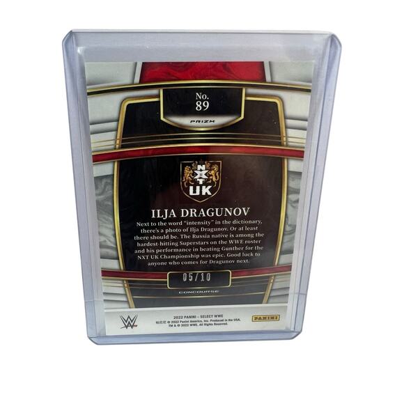 2022 Panini Select WWE Ilja Dragunov Concourse Gold Flash Prizm 5/10 NXT UK Card - Picture 2 of 7